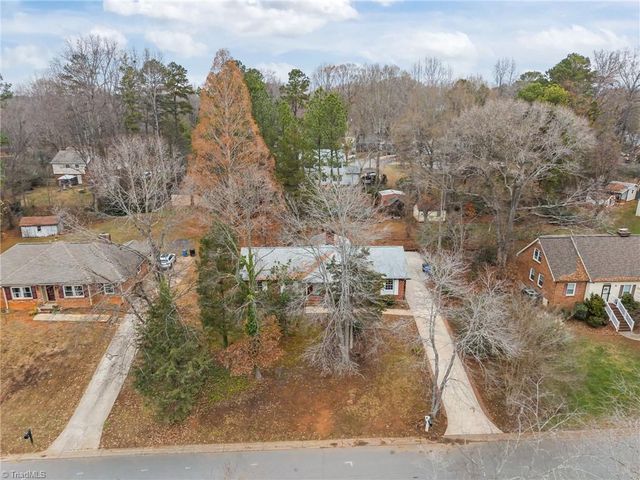 1045 S Magnolia Street, Mooresville, NC 28115