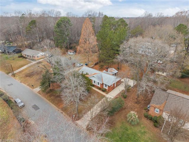 1045 S Magnolia Street, Mooresville, NC 28115