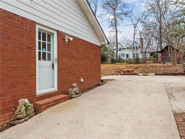 1045 S Magnolia Street, Mooresville, NC 28115