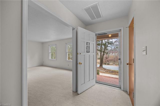 1045 S Magnolia Street, Mooresville, NC 28115