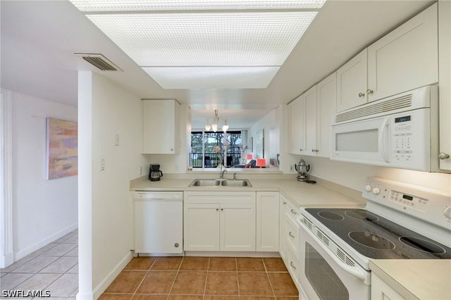 25806 Cockleshell DR 314, Bonita Springs, FL 34135