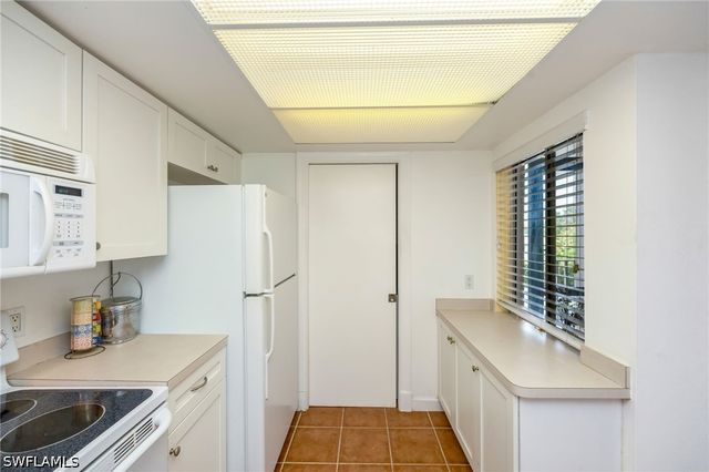 25806 Cockleshell DR 314, Bonita Springs, FL 34135