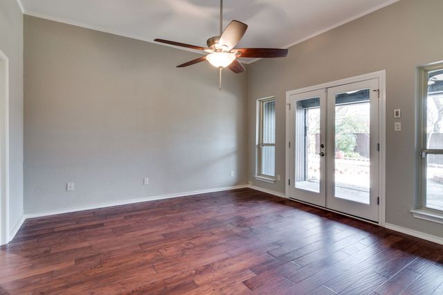 2328 Stonegate Drive N, Bedford, TX 76021