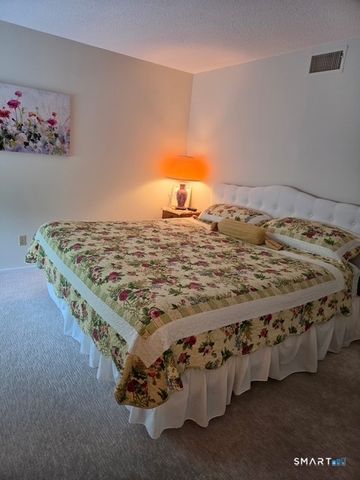340 Heritage Village B, Southbury, CT 06488