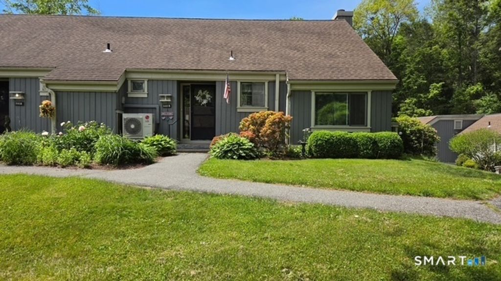 340 Heritage Village B, Southbury, CT 06488