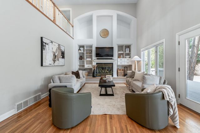 2010 E OVERBLUFF Ct, Spokane, WA 99203