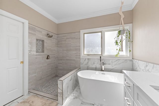 2010 E OVERBLUFF Ct, Spokane, WA 99203