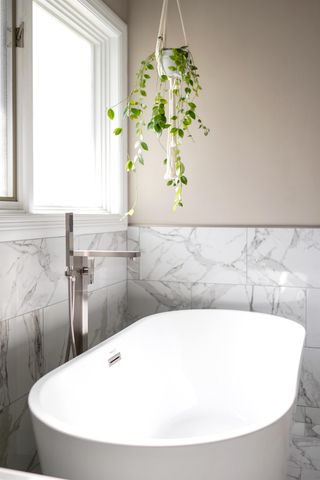 2010 E OVERBLUFF Ct, Spokane, WA 99203