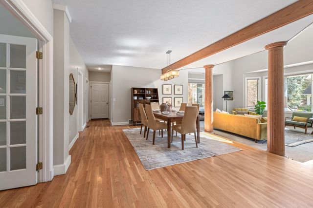 2010 E OVERBLUFF Ct, Spokane, WA 99203