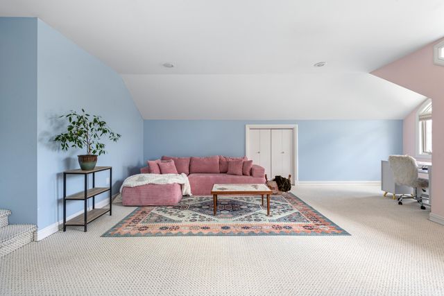 2010 E OVERBLUFF Ct, Spokane, WA 99203