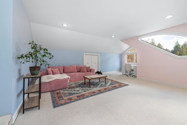 2010 E OVERBLUFF Ct, Spokane, WA 99203