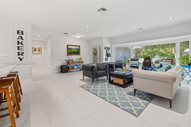 7980 SW 108th St, Miami, FL 33156