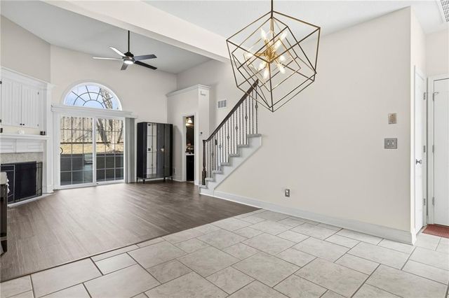 15832 W 61ST Street, Shawnee, KS 66217