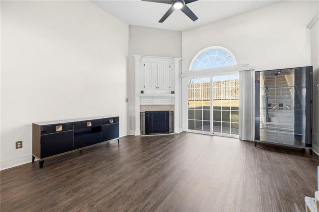 15832 W 61ST Street, Shawnee, KS 66217