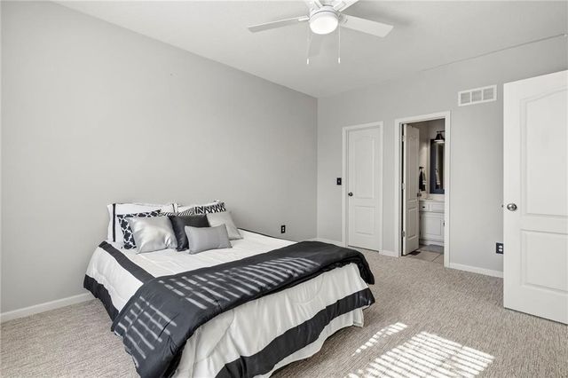 15832 W 61ST Street, Shawnee, KS 66217