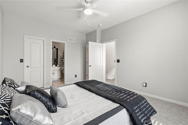 15832 W 61ST Street, Shawnee, KS 66217