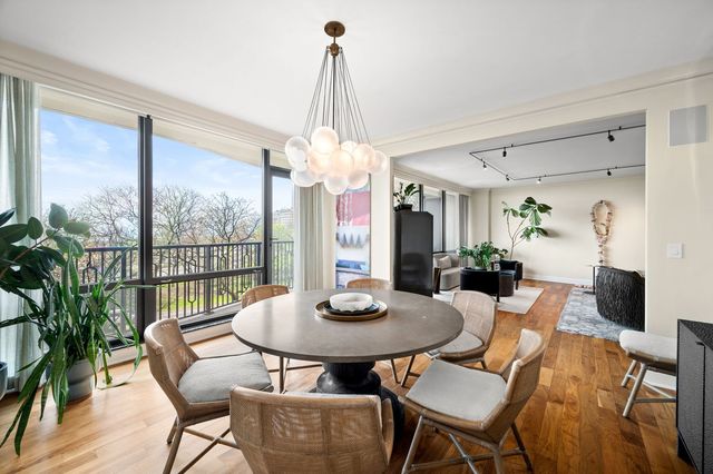 1040 N Lake Shore Drive 4C, Chicago, IL 60611