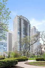 1040 N Lake Shore Drive 4C, Chicago, IL 60611