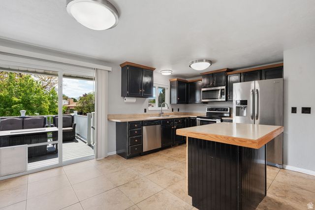 3437 W ERICA CIR, West Jordan, UT 84084