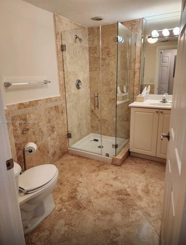 322 Madeira Ave 503, Coral Gables, FL 33134