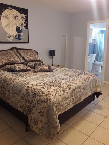 5111 W Oakland Park Boulevard 305, Lauderdale Lakes, FL 33313