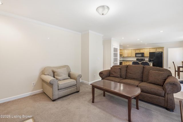 3622 Stonyrun Dr, Louisville, KY 40220