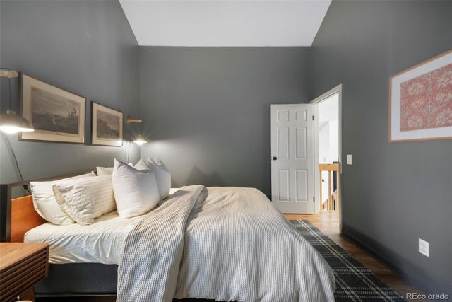 10229 E Peakview Avenue, Englewood, CO 80111