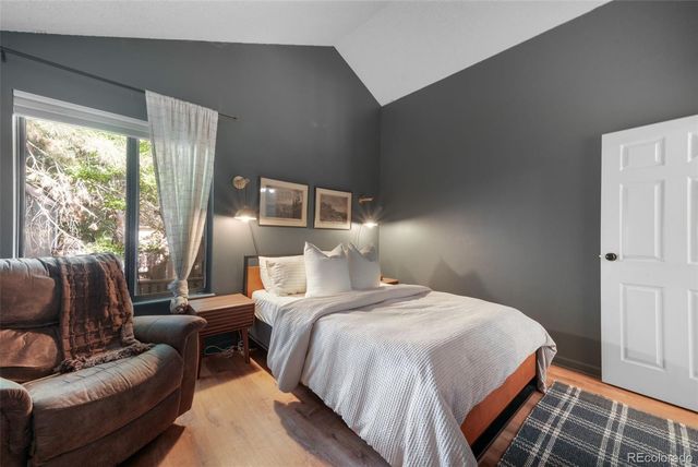 10229 E Peakview Avenue, Englewood, CO 80111