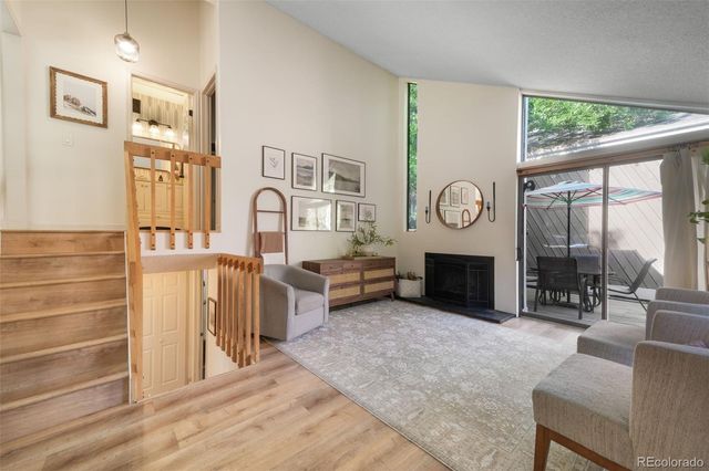 10229 E Peakview Avenue, Englewood, CO 80111