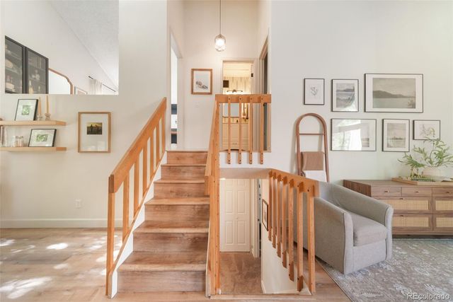 10229 E Peakview Avenue, Englewood, CO 80111