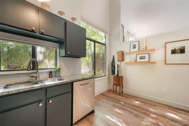 10229 E Peakview Avenue, Englewood, CO 80111