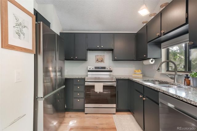 10229 E Peakview Avenue, Englewood, CO 80111