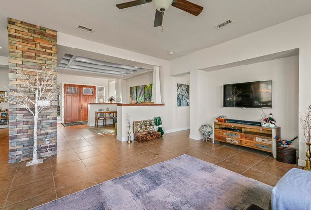 2409 Desert View Road NE, Rio Rancho, NM 87144