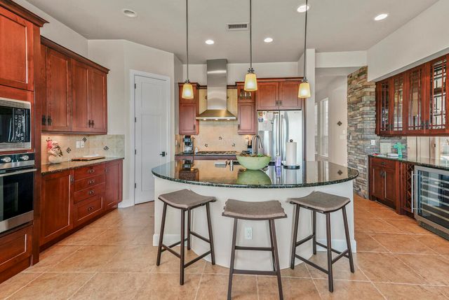 2409 Desert View Road NE, Rio Rancho, NM 87144