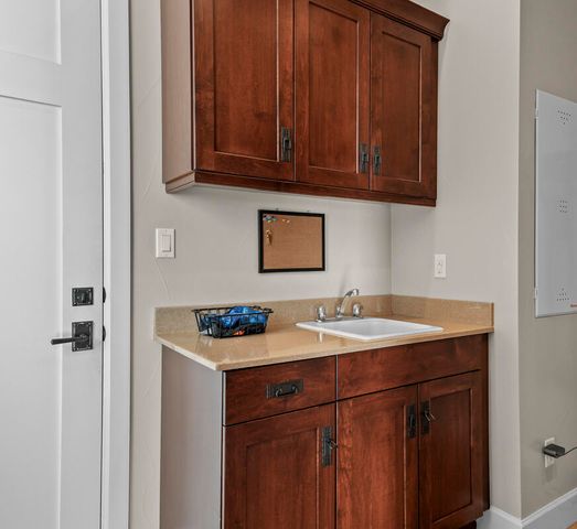 2409 Desert View Road NE, Rio Rancho, NM 87144