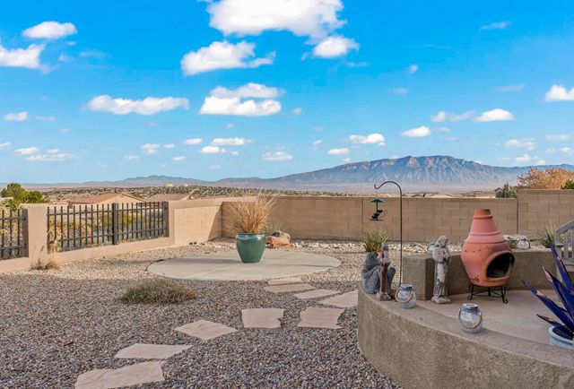 2409 Desert View Road NE, Rio Rancho, NM 87144