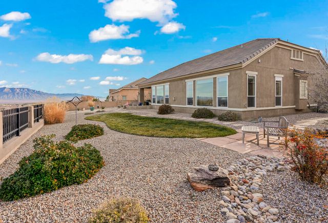 2409 Desert View Road NE, Rio Rancho, NM 87144