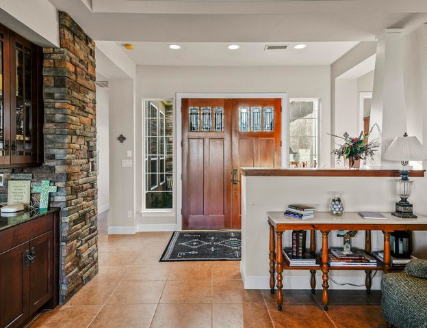 2409 Desert View Road NE, Rio Rancho, NM 87144