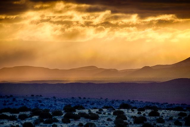 2409 Desert View Road NE, Rio Rancho, NM 87144