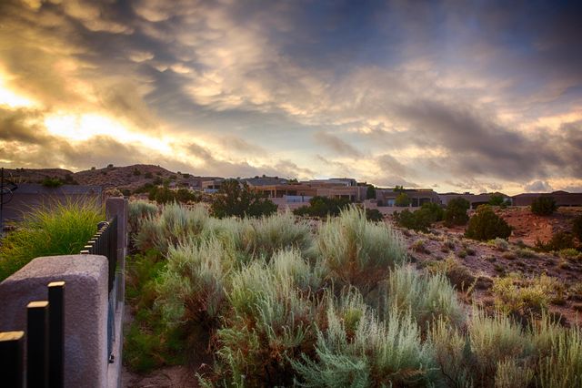 2409 Desert View Road NE, Rio Rancho, NM 87144