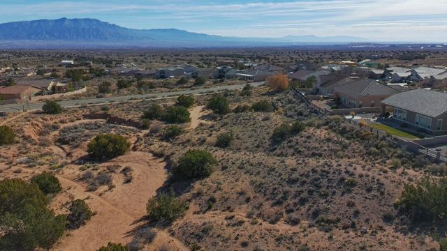 2409 Desert View Road NE, Rio Rancho, NM 87144