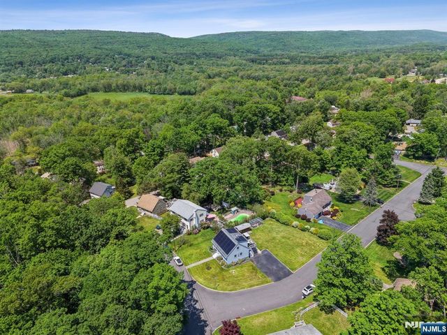 23 Moore Road, West Milford, NJ 07480