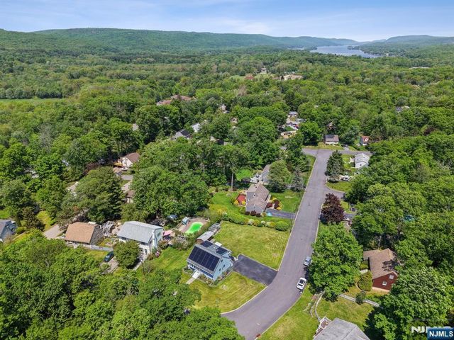 23 Moore Road, West Milford, NJ 07480