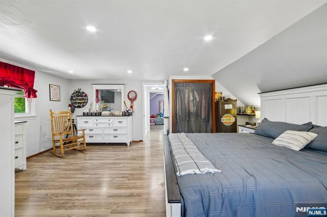 23 Moore Road, West Milford, NJ 07480