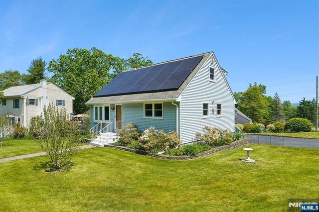 23 Moore Road, West Milford, NJ 07480