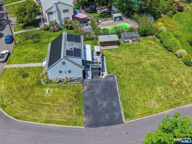 23 Moore Road, West Milford, NJ 07480