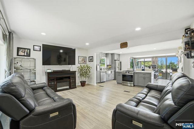 23 Moore Road, West Milford, NJ 07480