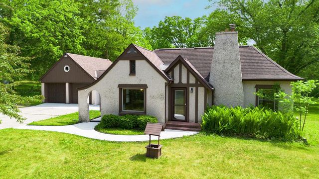 2357 State Highway 33, West Bend, WI 53095