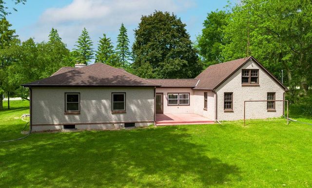 2357 State Highway 33, West Bend, WI 53095