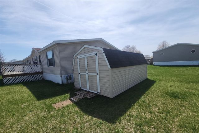 1831 Whisperwood Way, Muskegon, MI 49442
